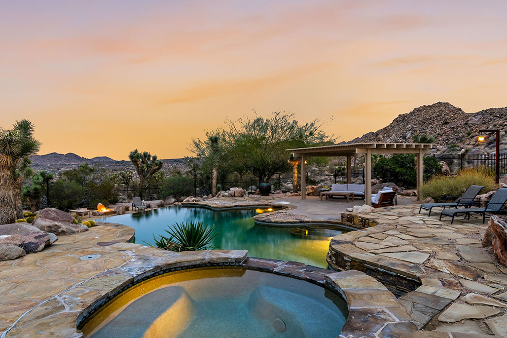 Rentals with Pools callout